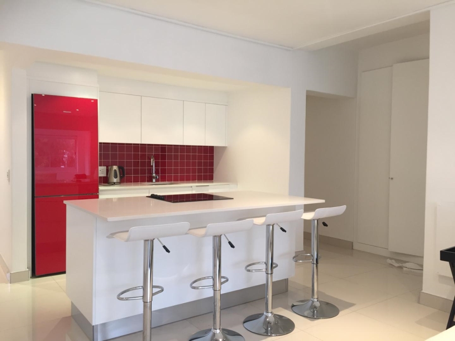 To Let 3 Bedroom Property for Rent in Sea Point Western Cape